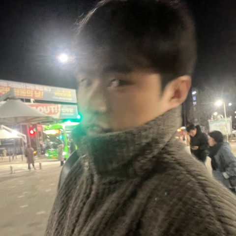 作者名称