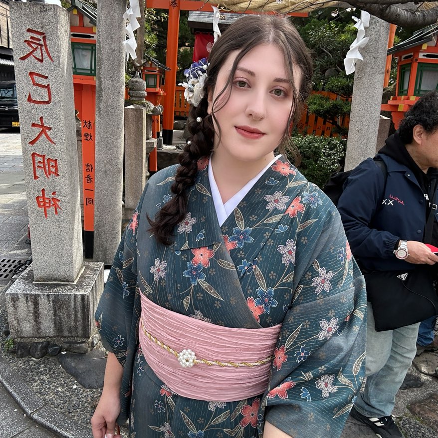 作者名称