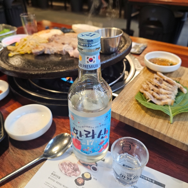 作者名称