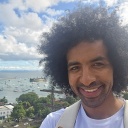 作者名称